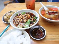 -余庆小吃(小吃一条街店)