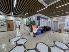 -茂菊口腔连锁(浦东南路店)