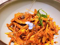 敲糖棒棒鸡-辛香汇·现炒川菜(淮海路百盛店)