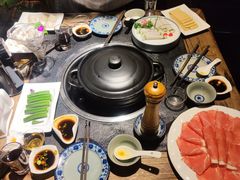 -大匠工房古船木艺术餐厅·猪肚鸡专门店(长白仙岛店)