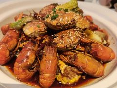 -肥肥虾庄·金牌油焖大虾(汉街SKP店)