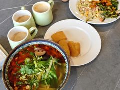 -华海酒店(茂名高铁站店)