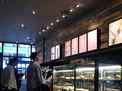 -星巴克(东莞常平富盈广场店)