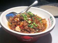 -味上湘菜馆(河马店)