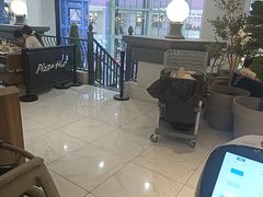 -必胜客(砂之船中东奥莱店)