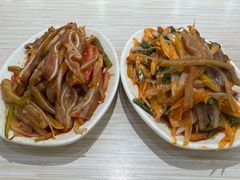 猪耳朵-东方削面(操场城街店)