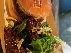 经典牛肉汉堡-Cooking Man(中懋天地店)