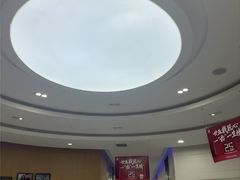 -雅悦齿科(顾村公园店)