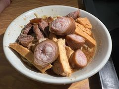 -松树干拌面店