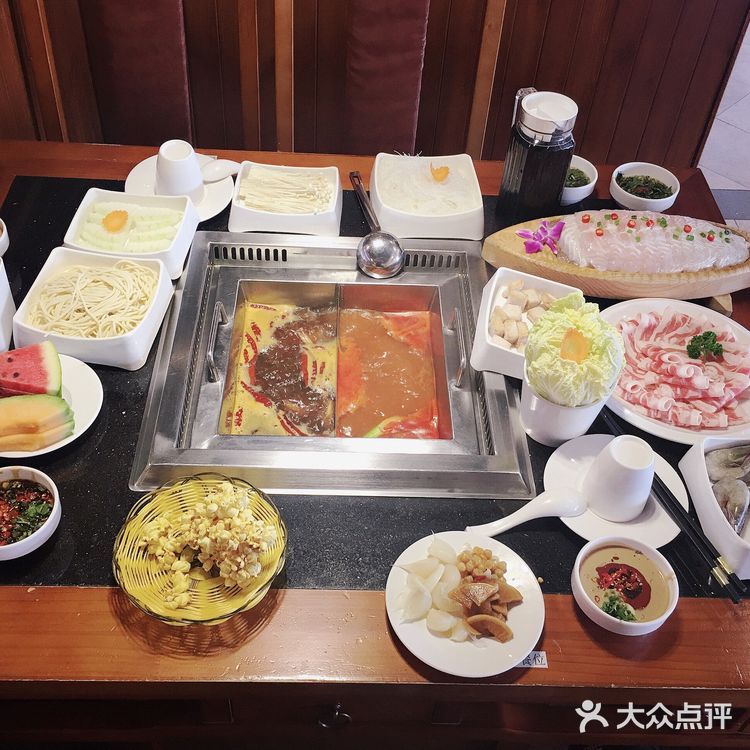 服务员就那么几个，也不会一直围着你转