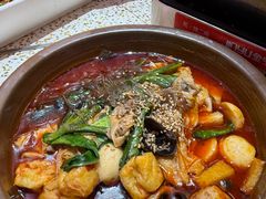 -小董哥烤串·爆汁大油边(故宫店)