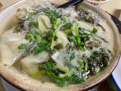 -小许三鲜砂锅馄饨店(家多乐烟酒店)