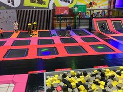 -天空之城蹦床攀岩运动馆·团建拓展·亲子游乐·生日派对(合肥店)