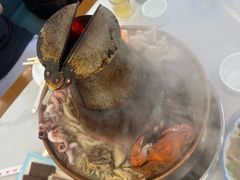 -一口猪海鲜浑锅·东北家常菜