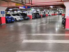 -中山公园-龙之梦停车场