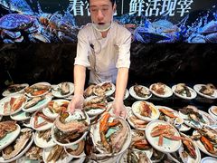 -雍容荟帝王蟹活龙虾展台自助(IFS黑金店)