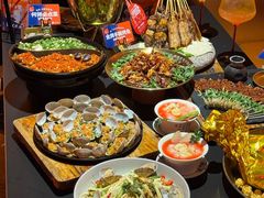 -何师烧烤Pro ·江湖川菜·小龙虾·精酿(太古里旗舰店)