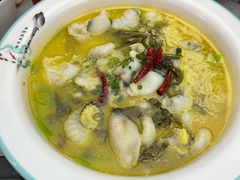 -有红鸡毛店·川菜(建设路店)