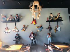 -Cha Café and Bistro