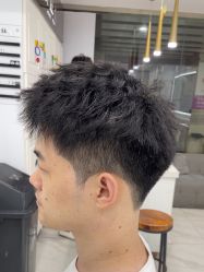 -镁连社·美联社