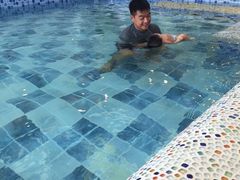 -小小王国亲子游泳俱乐部(锦辉中心)