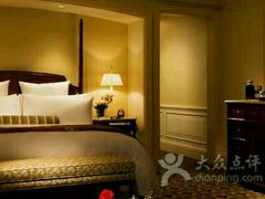 -广州富力丽思卡尔顿酒店