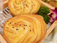 -小董哥烤串·爆汁大油边(故宫店)