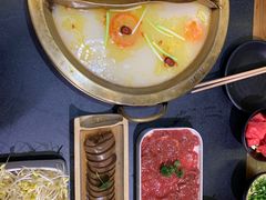 -沸炉重庆老火锅(军事博物馆店)