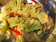 -张氏宽窄巷成都名小吃(茂业百货华强北店)
