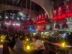 -FOUR PLAY BAR