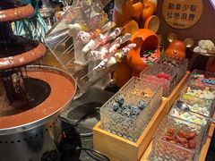 -领鲜活海鲜榴莲自助火锅(东门店)