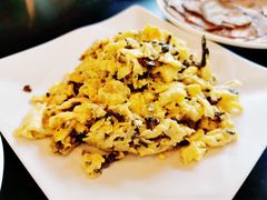 香椿鸡蛋-我去·春饼文化主题餐厅(国定路总店)
