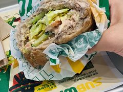金枪鱼三明治-赛百味SUBWAY(星摩尔店)
