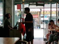 -白翔甜食店