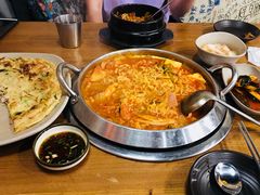 部队锅-包装马车·韩国料理·포장마차