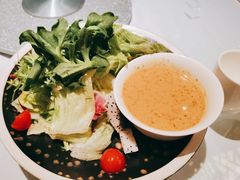 牛油果沙拉-洋洋中餐馆·SINCE 1997(信投店)