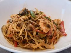 和牛肉酱海鲜炒面-MONICH牛排融合餐厅(和义大道购物中心店)