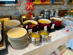 自助调料区-广州希尔顿逸林酒店-OPEN開·全日制餐厅·海鲜·小火锅·自助餐(东风路店)