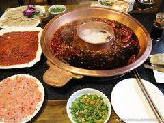 -小牛叔鲜切牛肉·火锅·烤肉自助(公济桥路店)