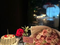 -弦月窗LUNETTE BY AMANDA(复兴路店)