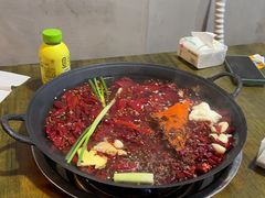 -黄潇洒老火锅(九眼桥宏济巷店)