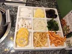-一席地·本地鸡窝·杭帮鸡火锅(萧山银隆百货店)