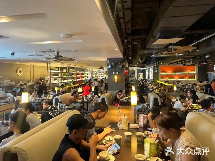 大头虾越式风味餐厅(光明广场店)图片