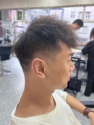 点击看大图 -VS接发潮牌