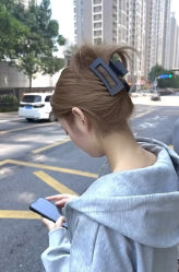 -东梵造型·烫发染发接发连锁SALON