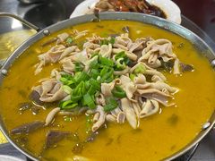 -余杨鸭鸭餐厅