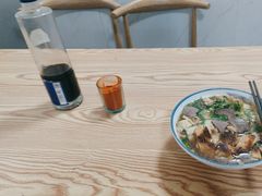 -清真·白家牛肉罩火烧老店(育才街店)