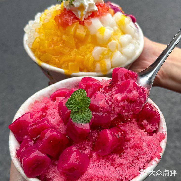 网友没骗我!!!这家社区老火锅真的好好吃🤤