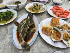 -四川小胡子海鲜(丁村万人海鲜广场店)