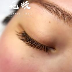 -花岐款式专研健康美甲沙龙